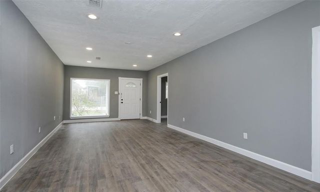 402 S 72nd Street, Houston, TX 77011