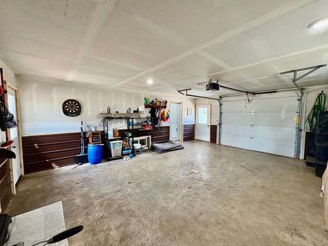 121 5th Avenue NW, Baudette, MN 56623