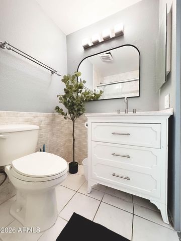 8055 E Thomas Road E121, Scottsdale, AZ 85251