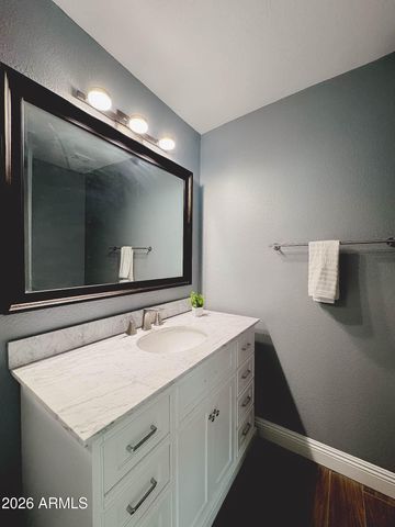 8055 E Thomas Road E121, Scottsdale, AZ 85251