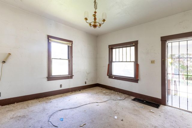 3525 S Harrison Street, Fort Wayne, IN 46807