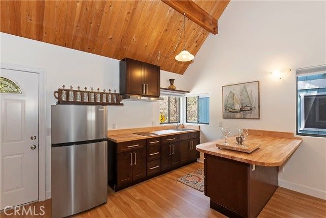 113 Brentwood, Lake Arrowhead, CA 92352