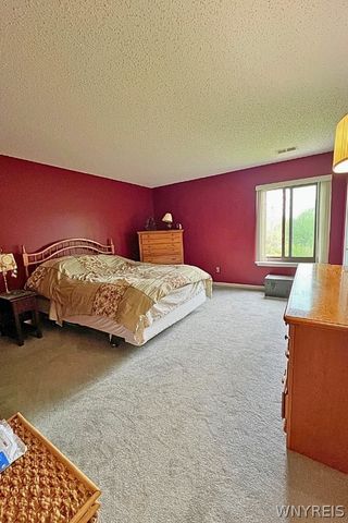 77 B Foxberry Drive, Amherst, NY 14068