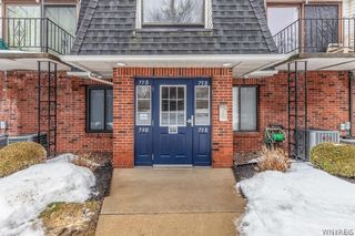 77 B Foxberry Drive, Amherst, NY 14068