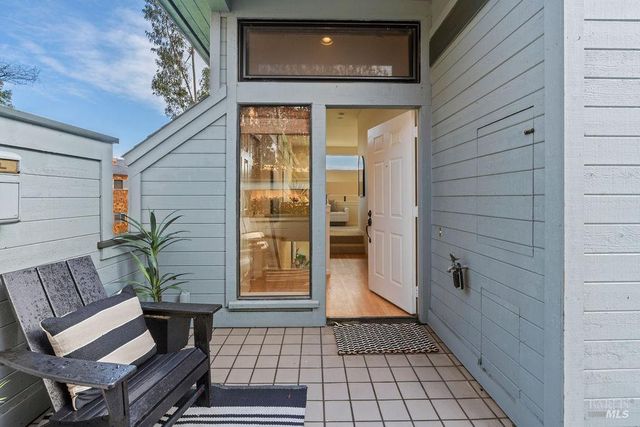 91 Stanford Way, Sausalito, CA 94965