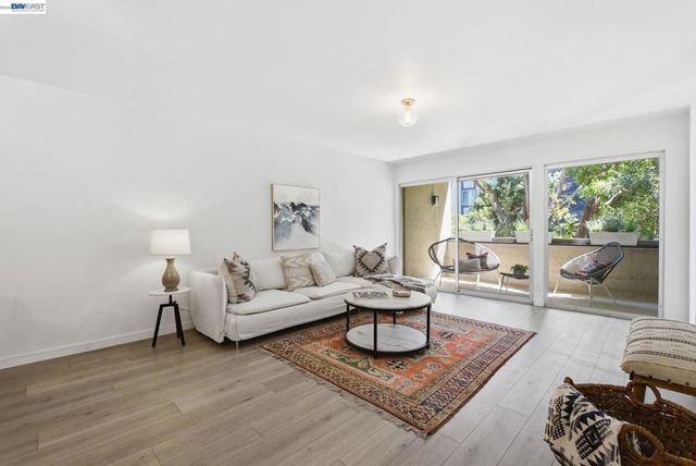 955 Shorepoint Ct 100, Alameda, CA 94501