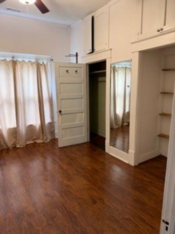 521 N 3rd Street, Rogers, AR 72756