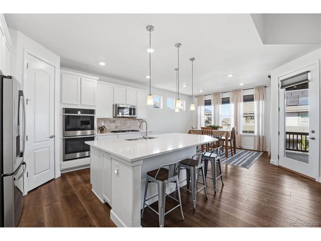 7939 Laramie River Ln, Littleton, CO 80125