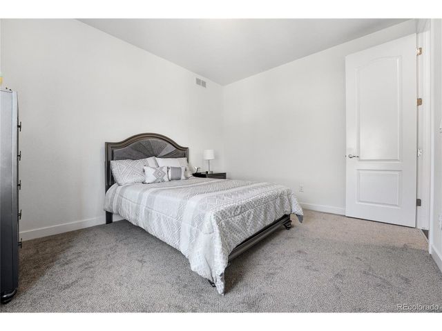 7939 Laramie River Ln, Littleton, CO 80125