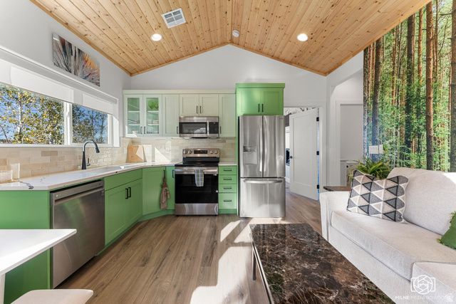 780 W HILLSIDE DR, Pine Valley, UT 84781