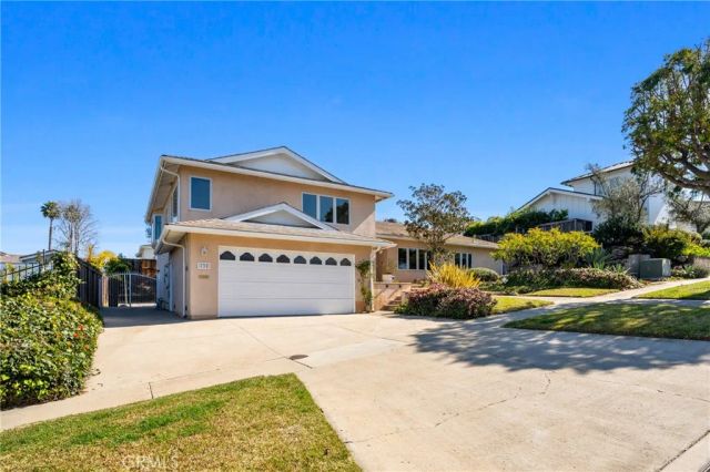 732 Bison, Newport Beach, CA 92660