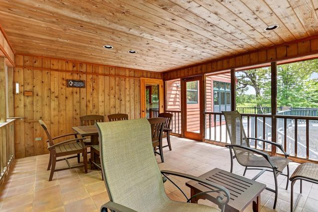 21626 18th STREET, Union Grove, WI 53182