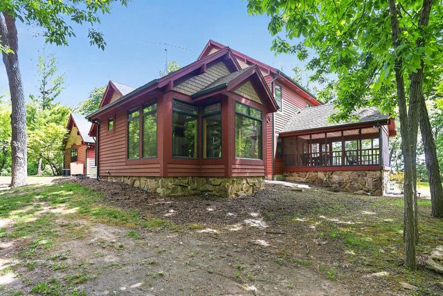 21626 18th STREET, Union Grove, WI 53182
