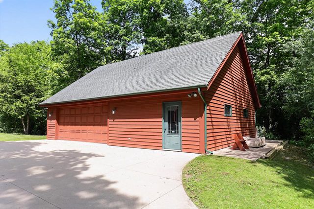 21626 18th STREET, Union Grove, WI 53182