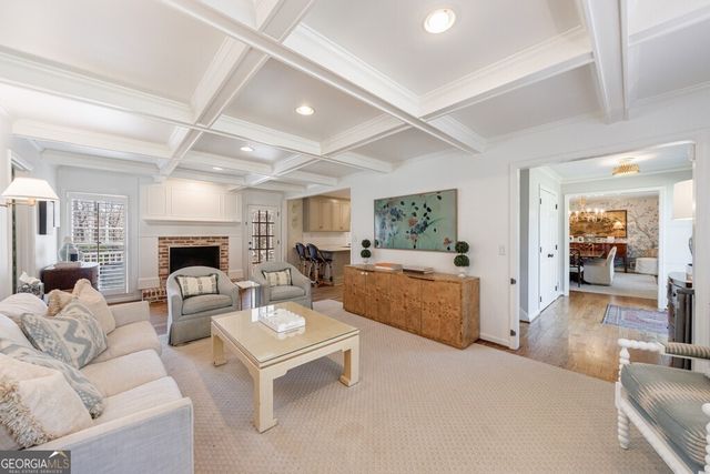 6250 Weatherly Drive, Atlanta, GA 30328