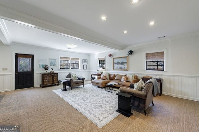 6250 Weatherly Drive, Atlanta, GA 30328