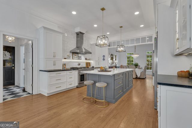 321 N Peachtree Parkway, Peachtree City, GA 30269