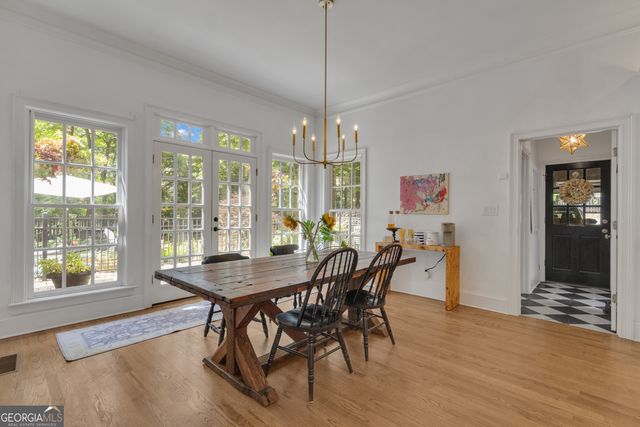 321 N Peachtree Parkway, Peachtree City, GA 30269