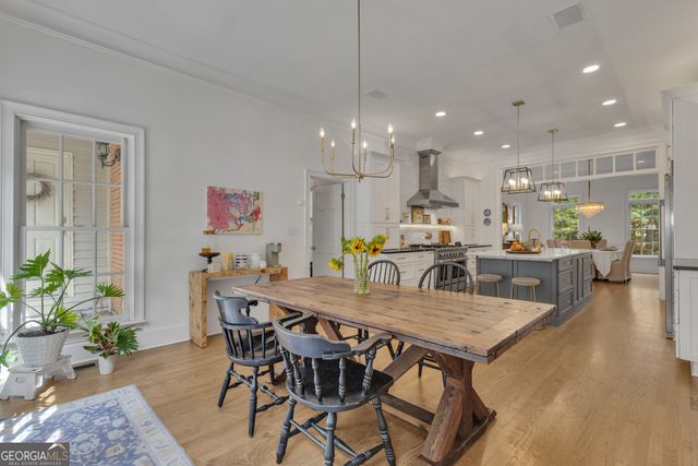 321 N Peachtree Parkway, Peachtree City, GA 30269