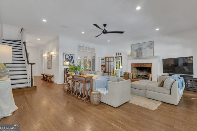 321 N Peachtree Parkway, Peachtree City, GA 30269