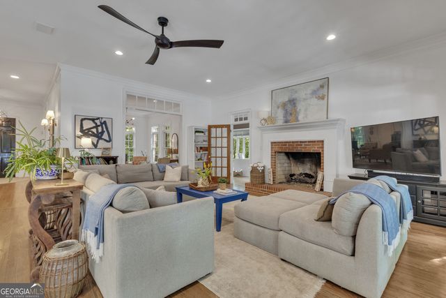 321 N Peachtree Parkway, Peachtree City, GA 30269