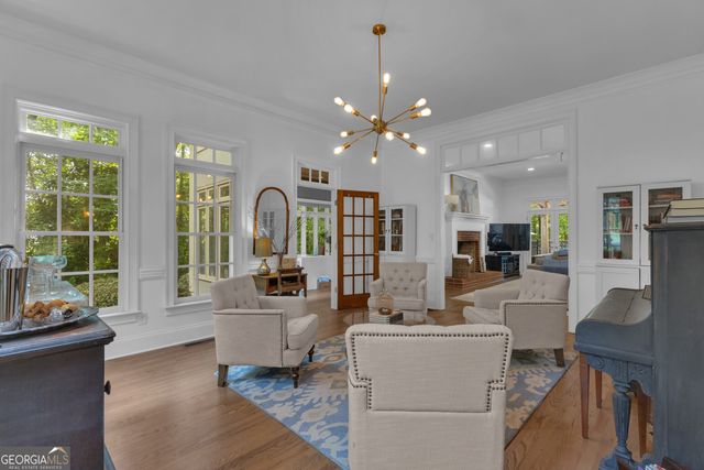321 N Peachtree Parkway, Peachtree City, GA 30269