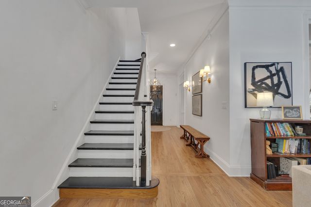 321 N Peachtree Parkway, Peachtree City, GA 30269
