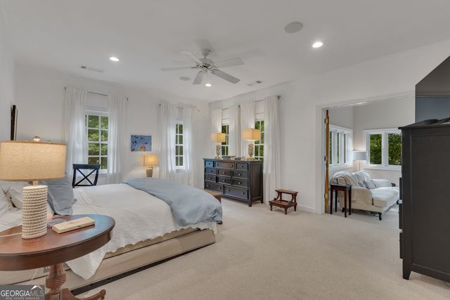 321 N Peachtree Parkway, Peachtree City, GA 30269