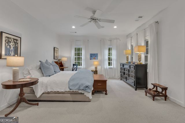 321 N Peachtree Parkway, Peachtree City, GA 30269