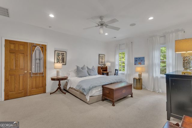 321 N Peachtree Parkway, Peachtree City, GA 30269