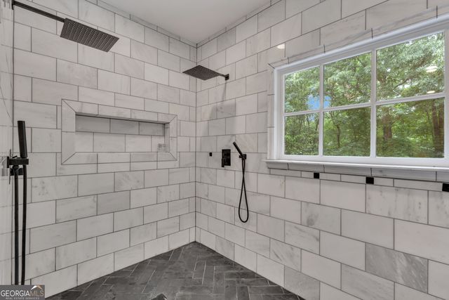 321 N Peachtree Parkway, Peachtree City, GA 30269