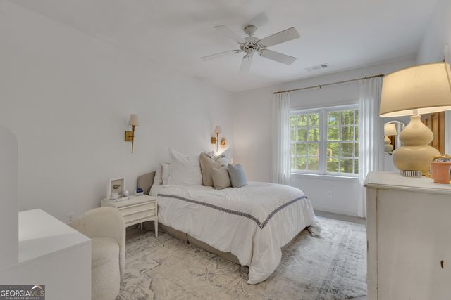 321 N Peachtree Parkway, Peachtree City, GA 30269