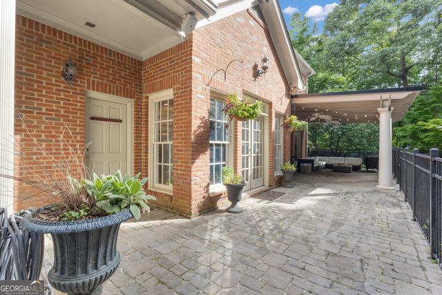 321 N Peachtree Parkway, Peachtree City, GA 30269