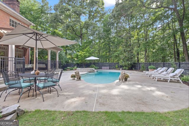 321 N Peachtree Parkway, Peachtree City, GA 30269