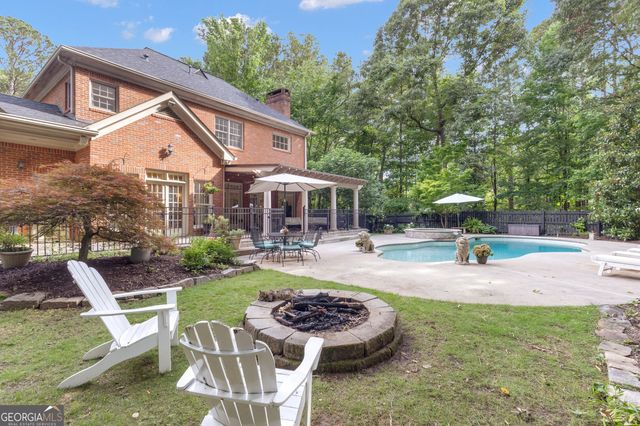321 N Peachtree Parkway, Peachtree City, GA 30269