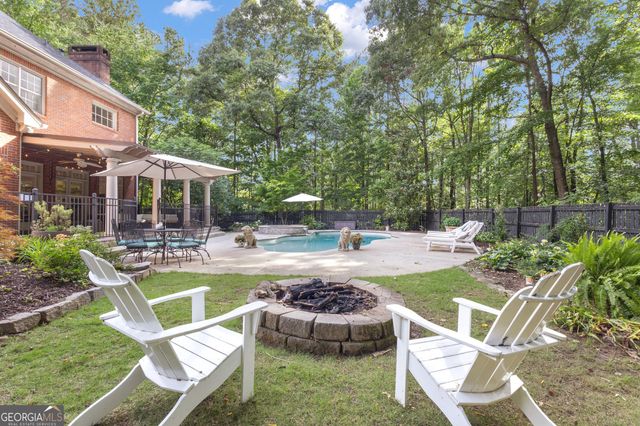 321 N Peachtree Parkway, Peachtree City, GA 30269