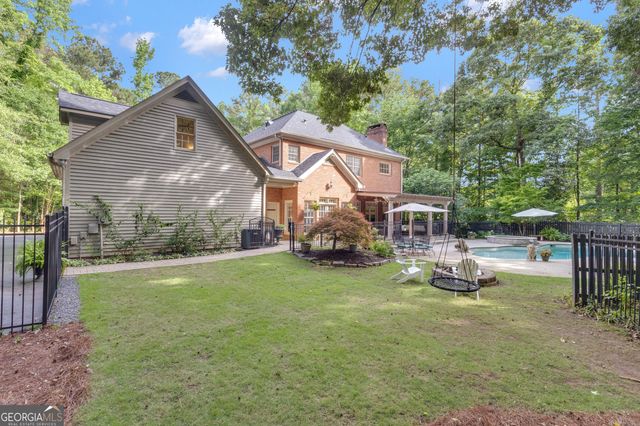321 N Peachtree Parkway, Peachtree City, GA 30269