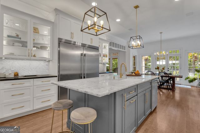 321 N Peachtree Parkway, Peachtree City, GA 30269