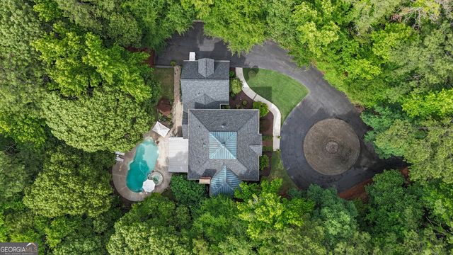 321 N Peachtree Parkway, Peachtree City, GA 30269