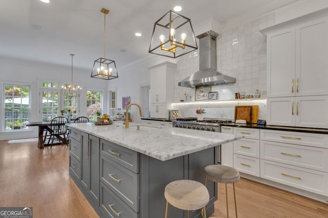 321 N Peachtree Parkway, Peachtree City, GA 30269