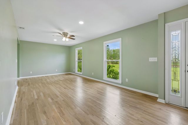 771 Mount Pleasant Rd, Kingston Springs, TN 37082