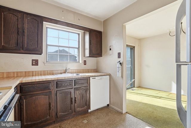 323 HARVARD SQ, Bensalem, PA 19020