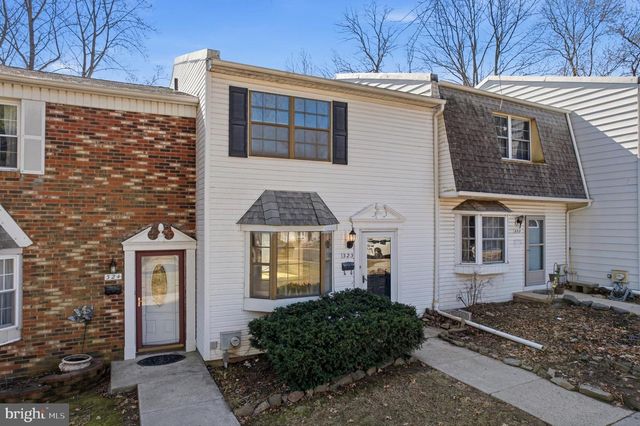 323 HARVARD SQ, Bensalem, PA 19020