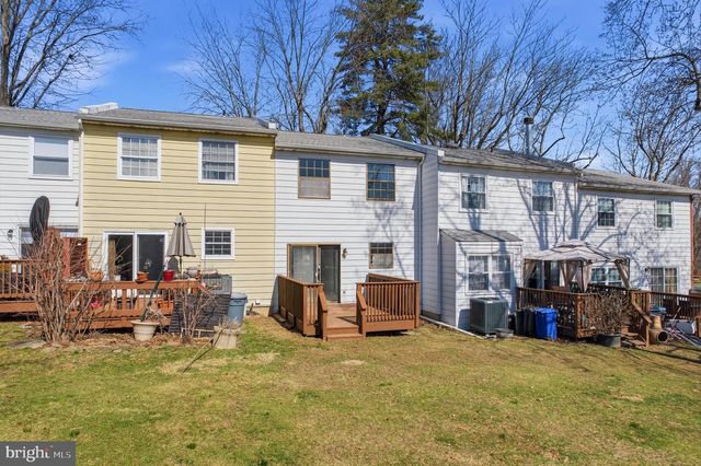 323 HARVARD SQ, Bensalem, PA 19020