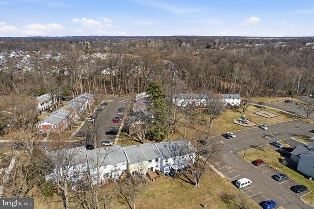 323 HARVARD SQ, Bensalem, PA 19020