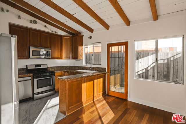 1231 Montecito Drive, Los Angeles, CA 90031