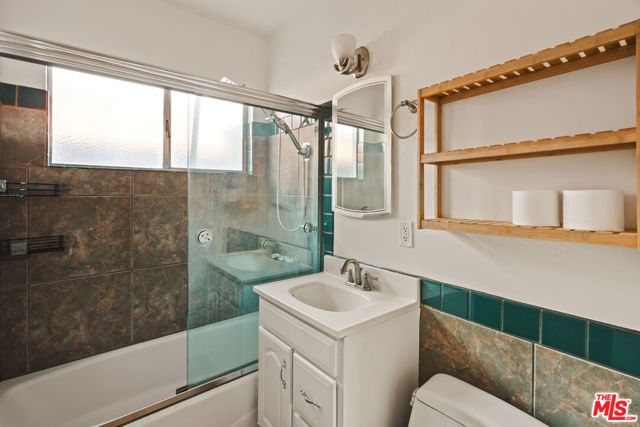 1231 Montecito Drive, Los Angeles, CA 90031