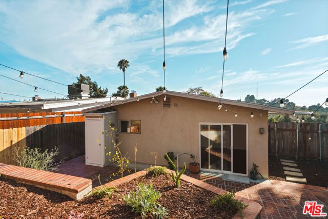 1231 Montecito Drive, Los Angeles, CA 90031