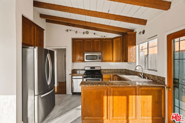 1231 Montecito Drive, Los Angeles, CA 90031