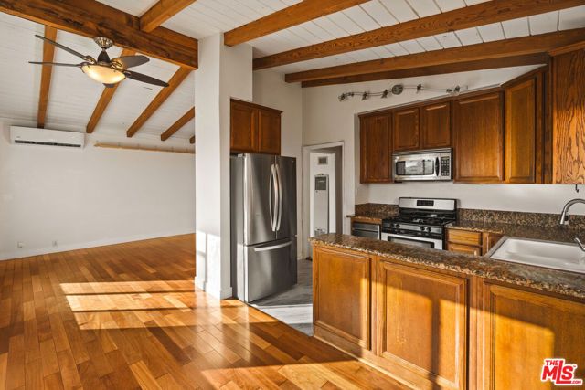 1231 Montecito Drive, Los Angeles, CA 90031